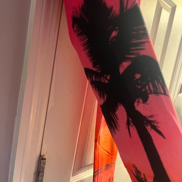 Yoga pants from Teeki “hot pants” - Picture 4 of 10